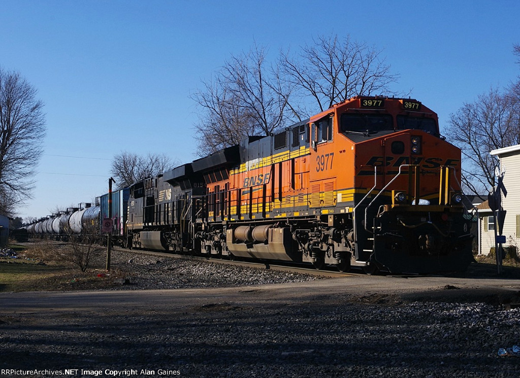 BNSF 3977